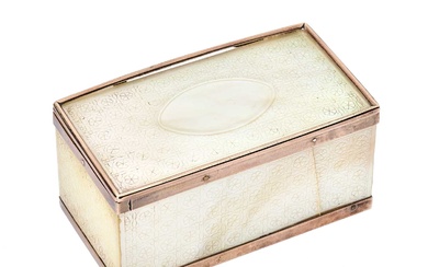 A CHINESE GOLD-MOUNTED MOTHER-OF-PEARL BOX, PROBABLY CANTON, EARLY 19TH CENTURY