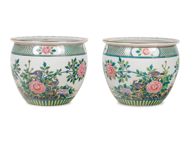 A Pair of Chinese Export Enameled Porcelain Jardinières