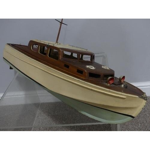 A Vintage 1950's electric Pond motor Boat, painted wood and ...