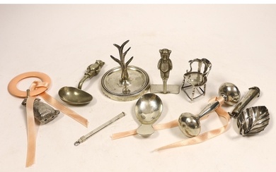 A collection of small silver including an Edwardian silver m...
