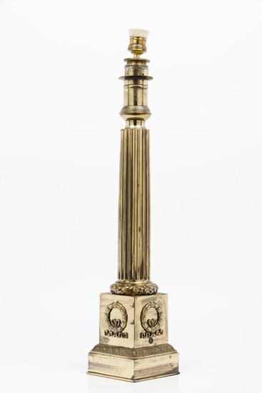 A column lamp