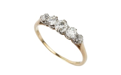A diamond five stone ring, the graduated old cut stones...