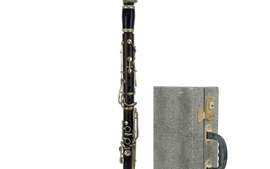 A late 19th century 'Kohler & Son' rosewood clarinet.