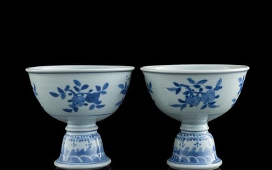A pair Chinese of blue and white high-stem cups, early 17th century