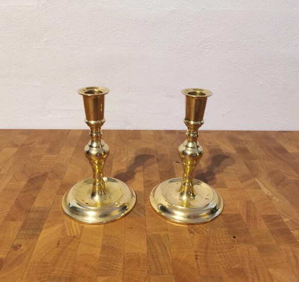 NOT SOLD. A pair of 20th century Danish brass candlesticks. H. 14.5. (2) – Bruun Rasmussen Auctioneers of Fine Art