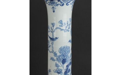An 18th century Chinese blue and white sleeve vase, decorate...