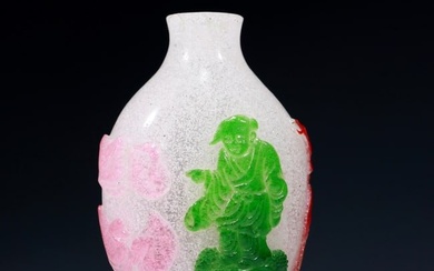 An Excellent Multi-Color Overlay Snowflake Glass 'Figure' Snuff Bottle