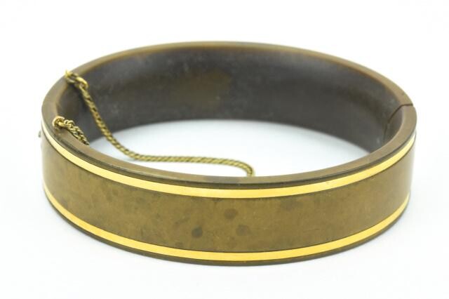 Antique 19th C Yellow Gold Banded Bangle Bracelet