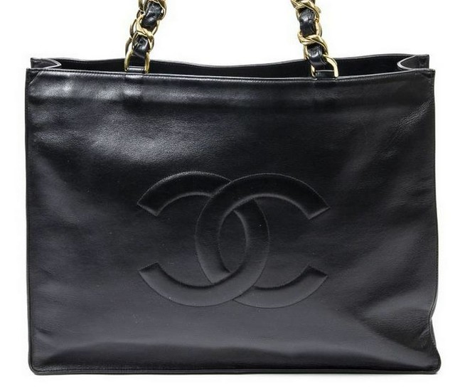 CHANEL CC SMOOTH BLACK LEATHER SHOPPING TOTE