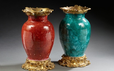 CHINE (?) Importante paire de vases en grès... - Lot 174 - Delon - Hoebanx