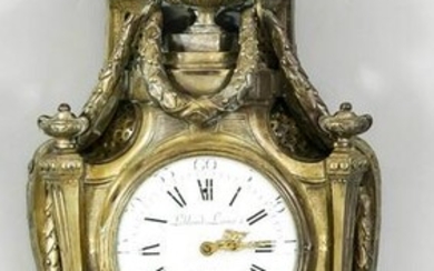 Cartel clock in Louis-Seize st