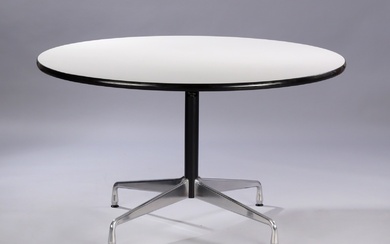Charles Eames. Round dining table / 'Segmented Table' Ø 130 cm