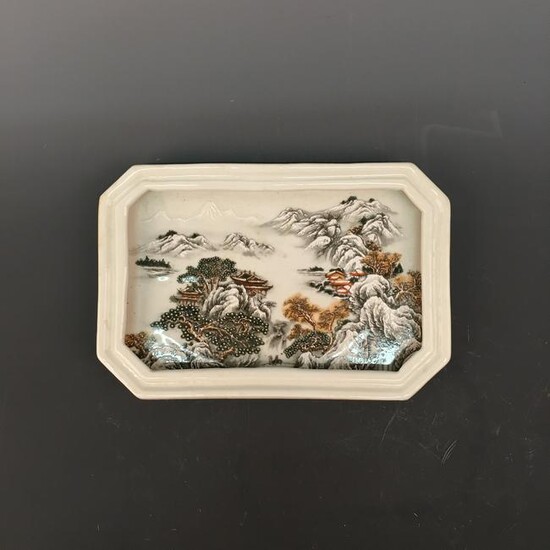 Chinese Famille Rose 'Landscape' Tea Tray