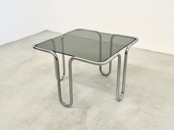 Coffee table in glass and metal. Italy. 1970s