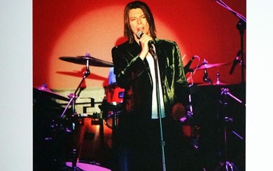 David Bowie Milano 1999 tirage sur papier photo Archival, format 42 x 28 cm signé....