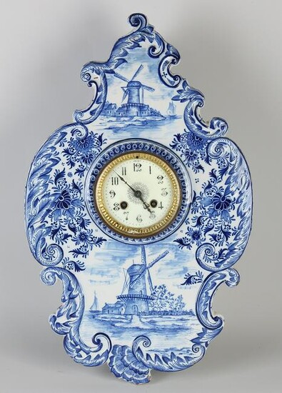 Delft blue clock