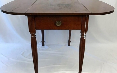Drop leaf Mahogany Table with Fluted Legs
