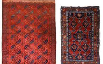Gevarieerd lot van twee oosterse tapijten: 1. 290 x 250 cm 2. 235 x 147 cm