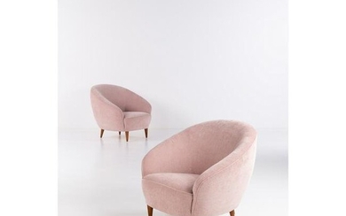 Gio Ponti (1891-1979) Pair of armchairs Walnut and velvet Edited by Casa & Giardino Model created in
