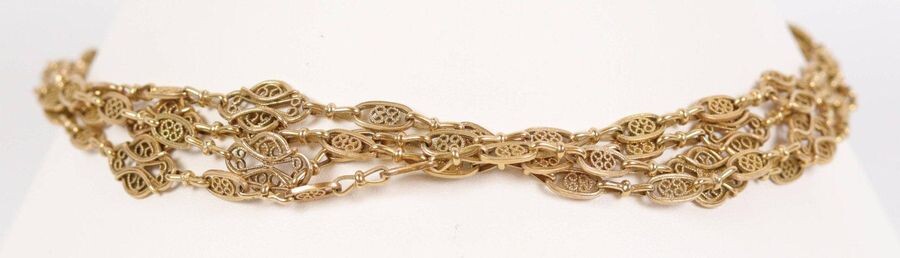 Gold filigree long necklace (750). L: 142 cm, Weight: 47.3 gr.