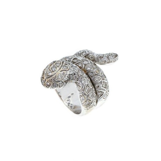Gold ring 'snake' with diamonds