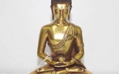 Good Chinese bronze seated Buddha figure