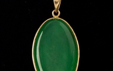 Jadeite and Gold Pendant