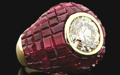 LADIES' 18K GOLD 4CT DIAMOND & RUBY GYPSY RING.
