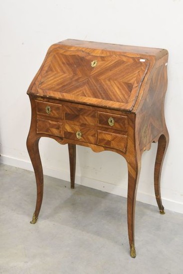 Louis XV period small desk in veneer (ht...
