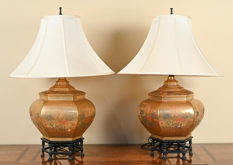 PAIR OF CHINESE-STYLE BRASS LAMPS