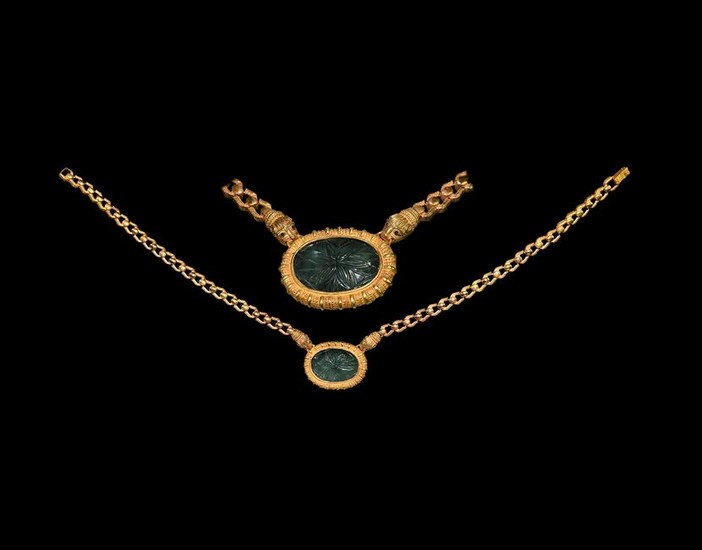 Persian Gold Pendant Necklace / Carved Aquamarine