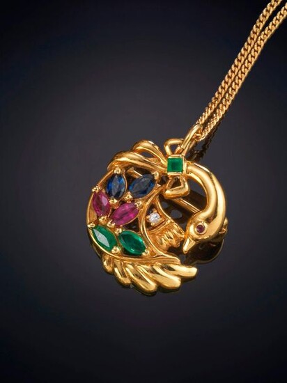 SWAN PENDANT WITH A BODY OF COLOURED STONES. Frame in 18k yellow gold. Price: 200,00 Euros. (33.277 Ptas.)