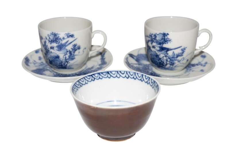 Two Hirado cups with saucers and a rare Meissen cup | Hirado Tassen und seltene Meissen Tasse 19th