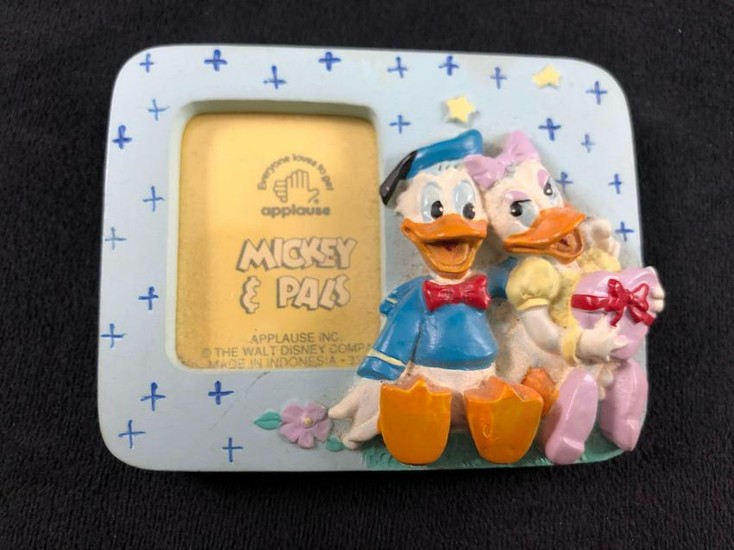 Vintage Donald Daisy Duck Magnet Mickey & Pals Applause