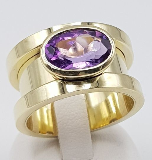 14 kt. Yellow gold - Ring - 3.00 ct Amethyst