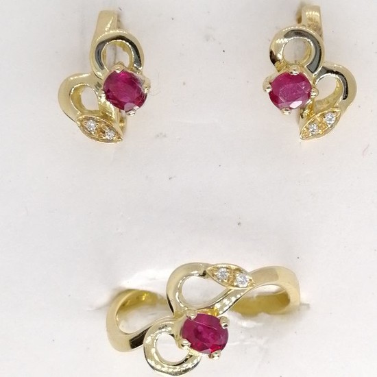 18 kt. Gold - Earrings, Ring - 1.05 ct Ruby - Diamonds