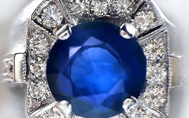 18 kt. Gold - Ring - 4.20 ct Sapphire - Diamonds