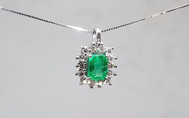 18 kt. White gold - Necklace - 0.48 ct Emerald - Diamonds