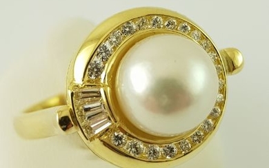 18 kt. Yellow gold - Pearl Ring - 750 Yellow Gold - 1 Freshwater Breeding - 25 diamonds - Diamond