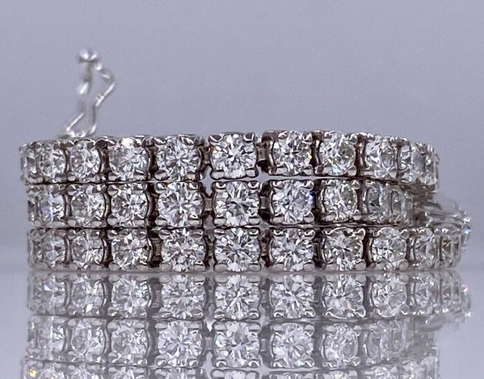 18 kt white gold tennis bracelet - with 3.30ct diamonds - No reserve price!