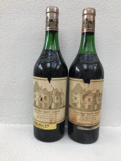 1974 Chateau Haut Brion - Pessac-Léognan 1er Grand Cru Classé - 2 Bottles (0.75L)