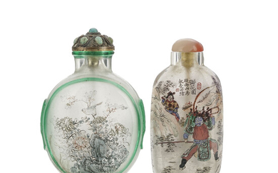 2 flacons à priser aux décors peints sous verre, Chine, XXe s., h. 8 cm et 7,5 cm