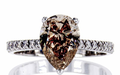2.28 Tcw Pear Diamond Ring - 14 kt. White gold - Ring Diamond
