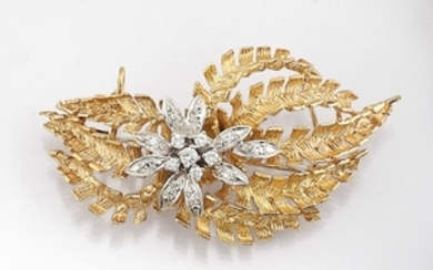 18 kt gold LAUDIER pendant/brooch with diamonds...