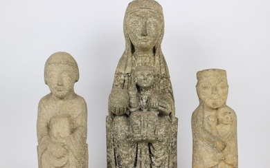 3 personnages sculptés en pierre blanche3 personnages sculptés en pierre blanche Lot de 3 personnages...