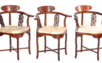 (-), 3 teak dining room chairs with chinoiserie...