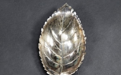 MARIO BUCCELLATI Leaf.