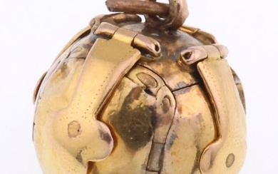9k Gold Vintage Masonic Orb Ball Locket Pendant 8.1g