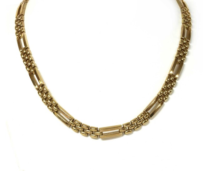 A 9ct gold brick link necklace