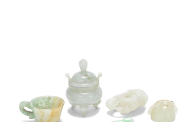 A GROUP OF MINIATURE JADE AND JADEITE CARVINGS 17th century...